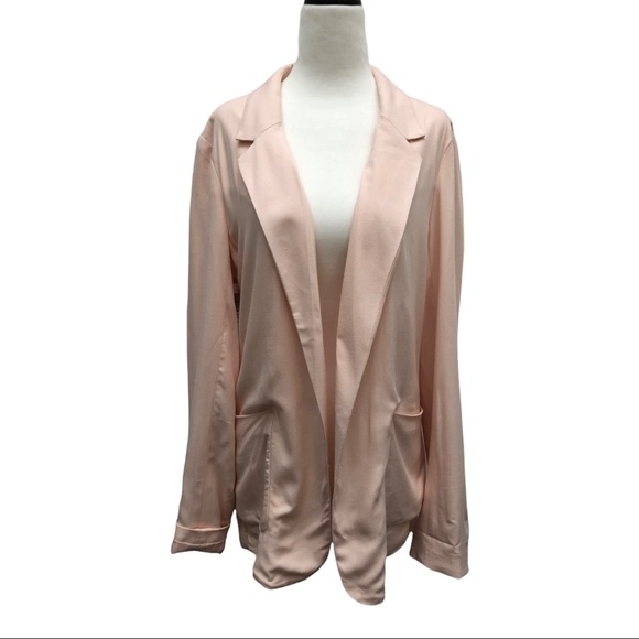 Aritzia Jackets & Blazers - Aritzia Tulula Kent Blazer NWT